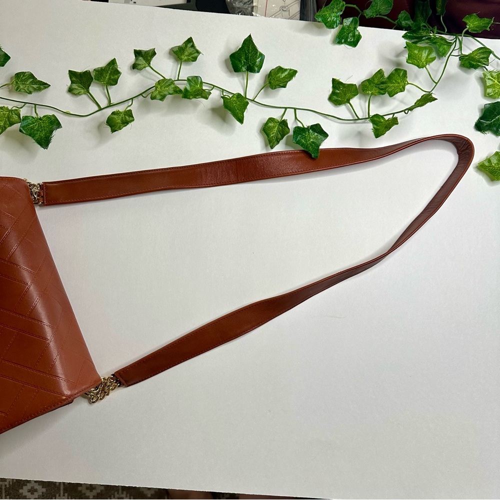 Fred Hayman Club 273 Cognac Brown Leather Tall Medium Shoulder Bag Purse - Picture 16 of 16